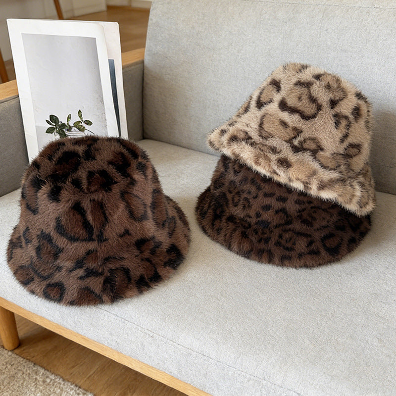 Leopard Print Plush Fisherman Hat, Black and White product detail