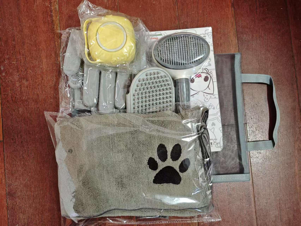Pet Grooming and Bathing Brush Set product detail