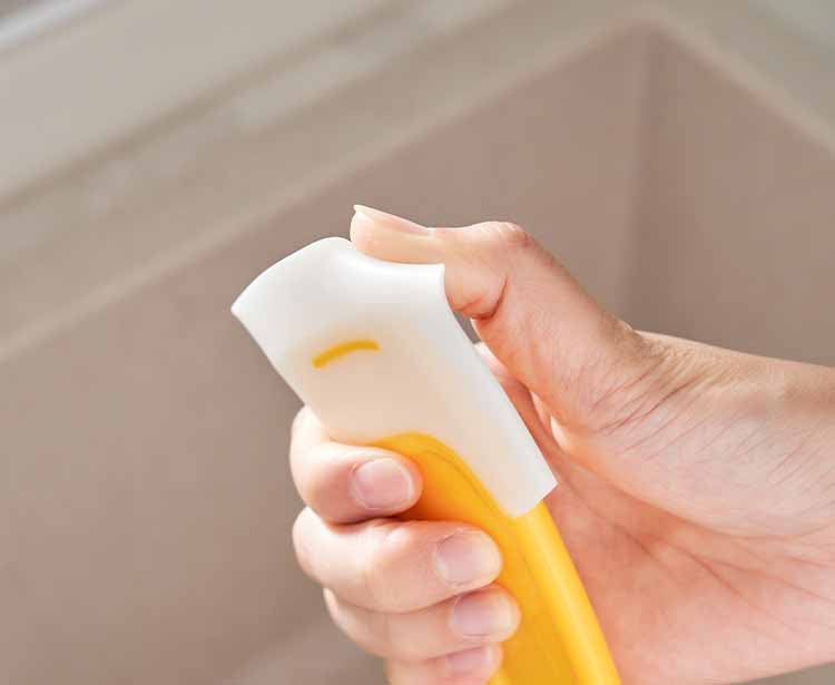 Kitchen Oil Squeegee Cleaning Brush product detail
