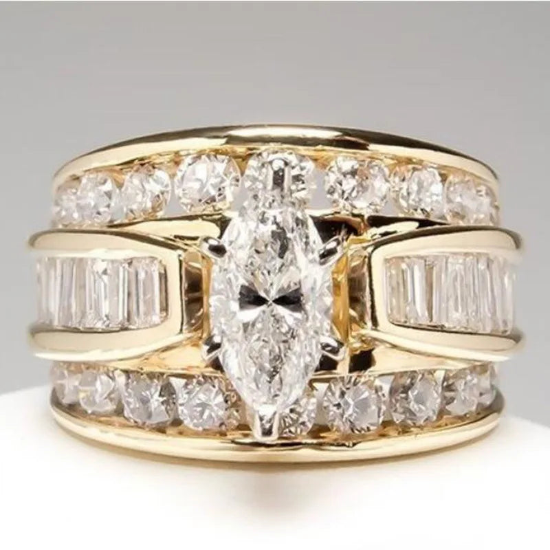 Marquise-Style Fashion Ring with Side Stones