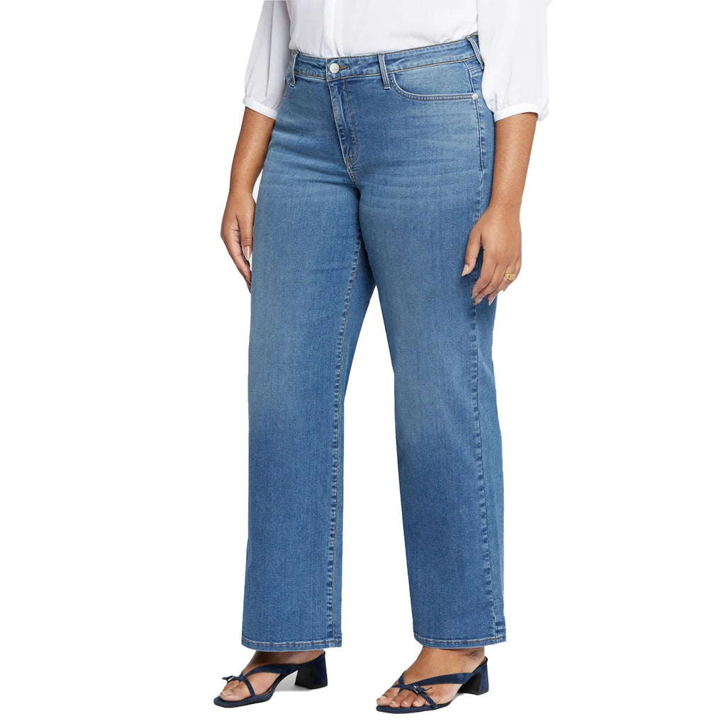 Women's Plus Size Light Blue Wide Leg Jeans