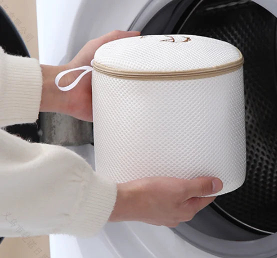 Heavy-Duty Zippered Mesh Laundry Wash Bag