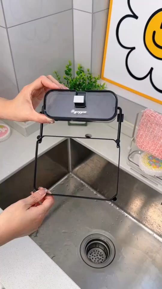 Suction Cup Sink Strainer with Disposable Filter Bags product detail